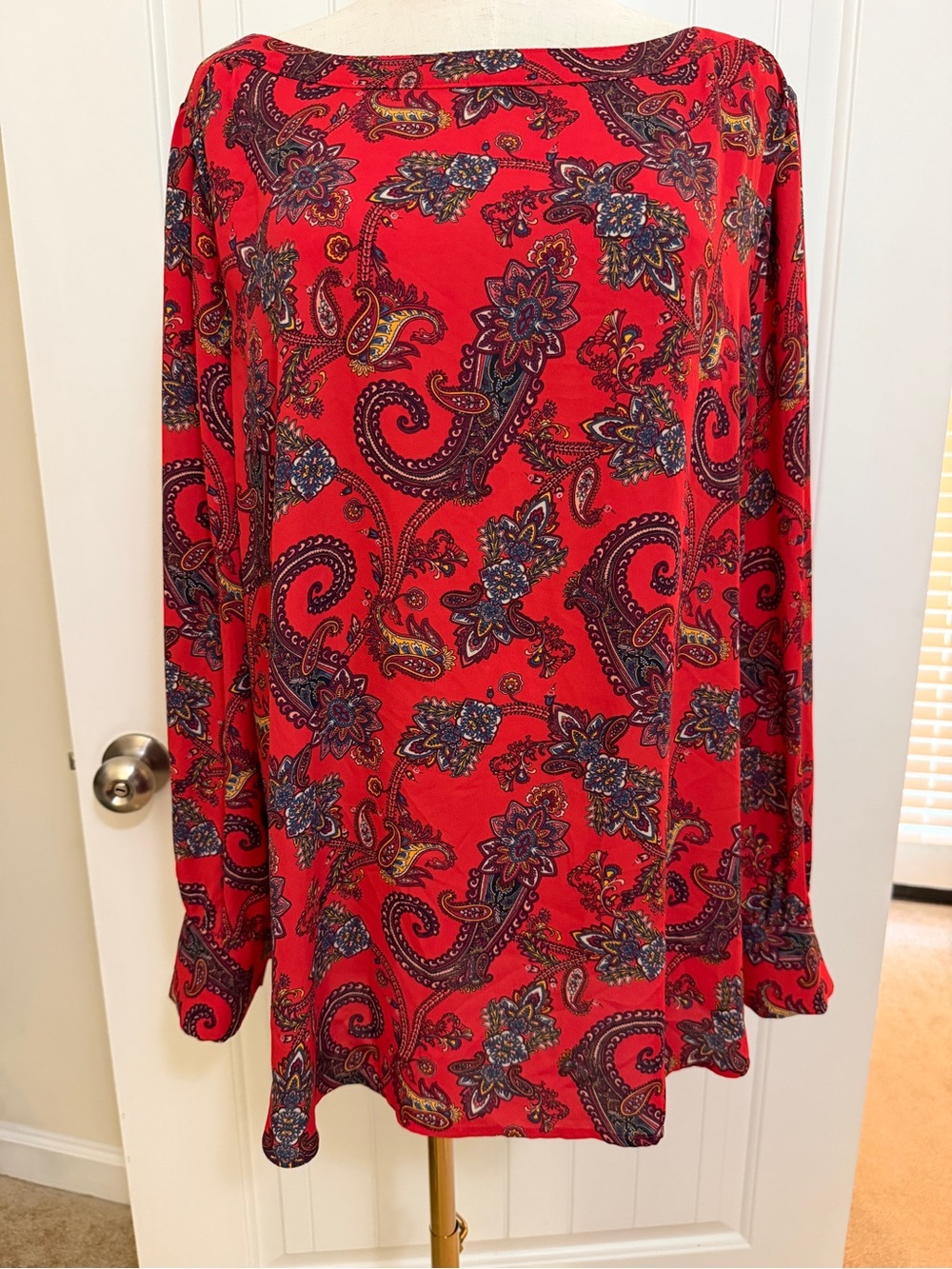 LOFT Vibrant Red Paisley Button Cuff Long-Sleeve Blouse Sz XL